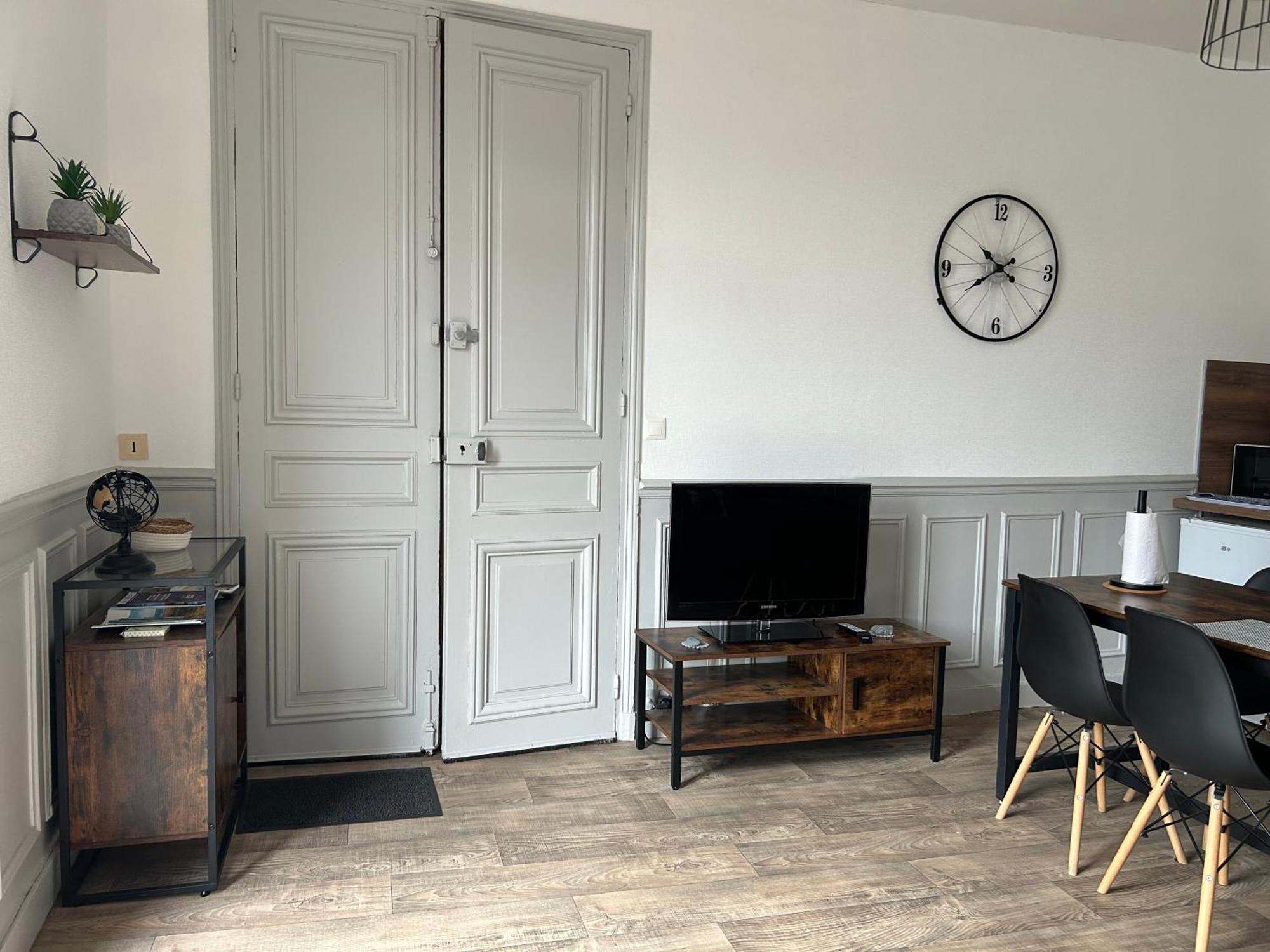 דונוויל-לה-בה Appartement F1, Refait A Neuf, 150M De La Plage מראה חיצוני תמונה
